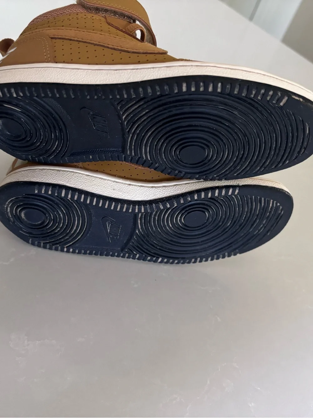 Nike Court Borough Mid 2 Toddler Sneakers – Size 12C - Picture 6 of 8